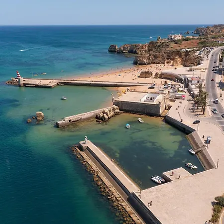 Апартаменты Fabrica Da Ribeira 60 By Destination Algarve Лагуш